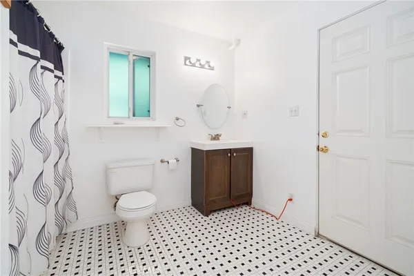 $6,000 | 1721 East Ruddock Street, Covina, CA 91724
