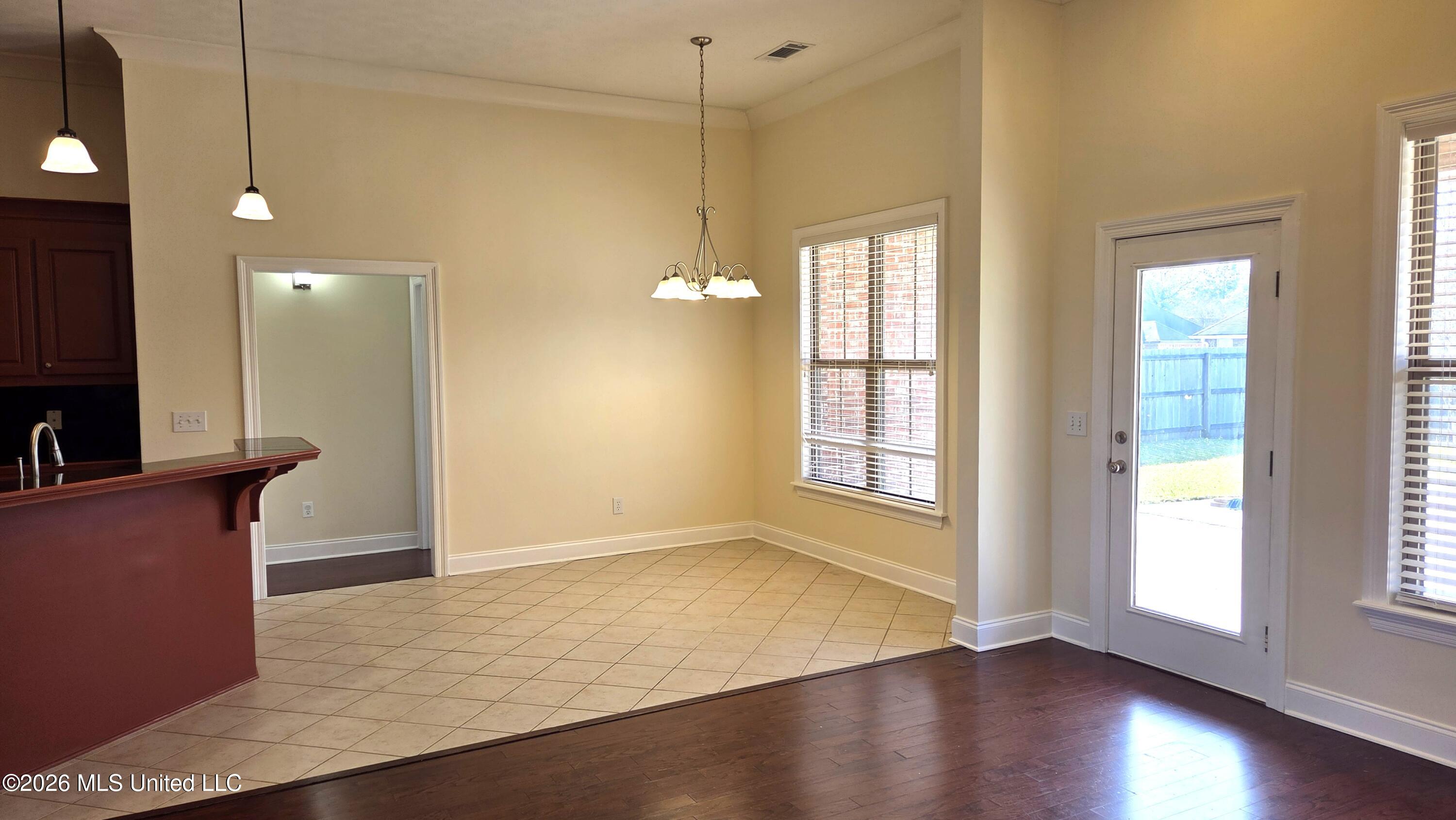 385 Austin Circle Brandon, MS 39047 - Photo 11 of 42 20260319_094951 (002)