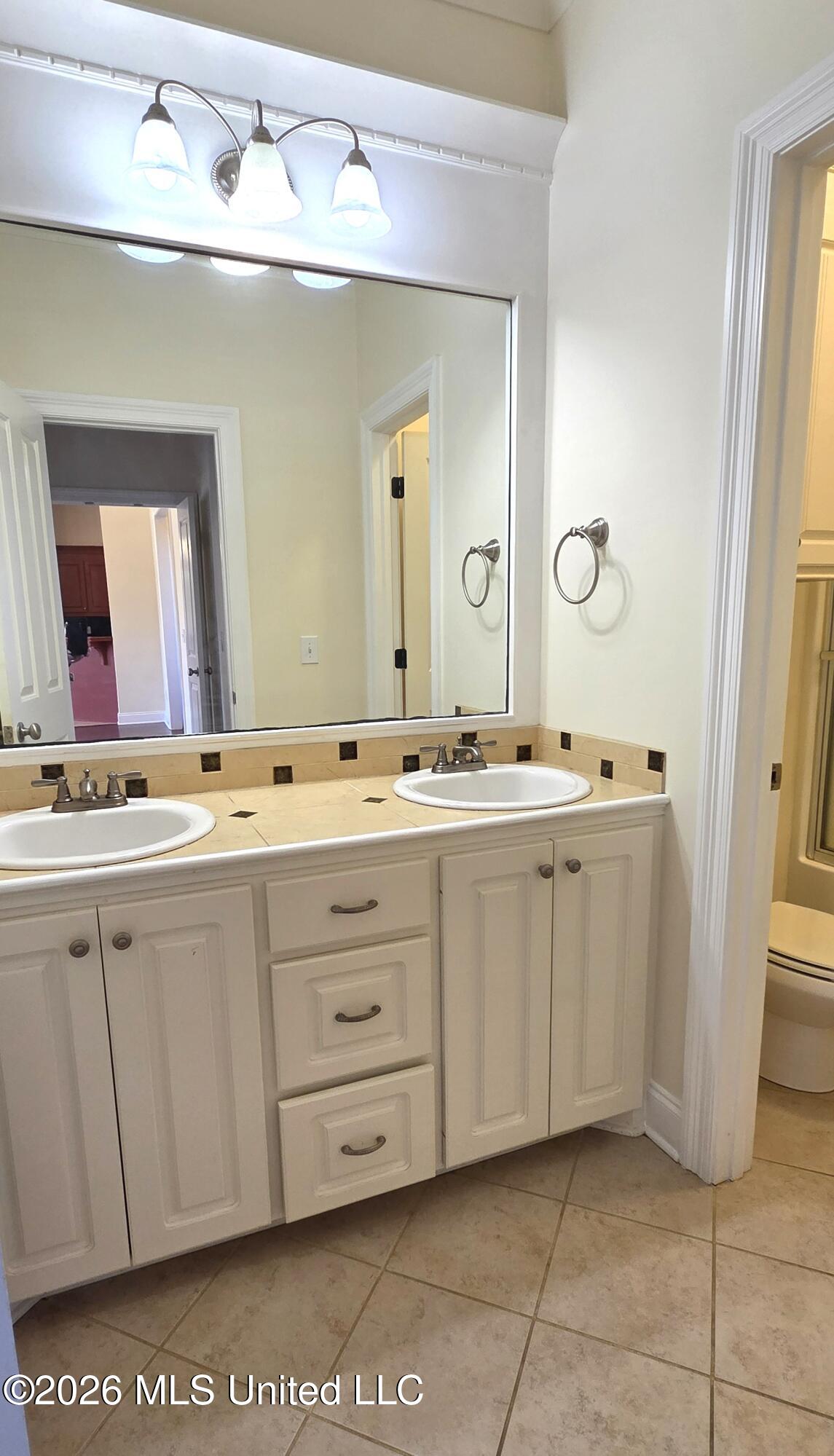 385 Austin Circle Brandon, MS 39047 - Photo 24 of 42 20260319_094808 (002)