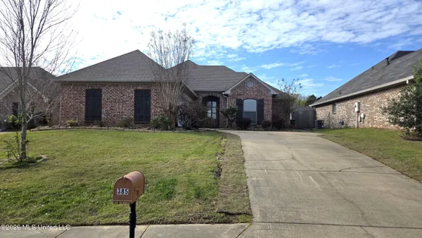 $2,200 | 385 Austin Circle, Brandon, MS 39047