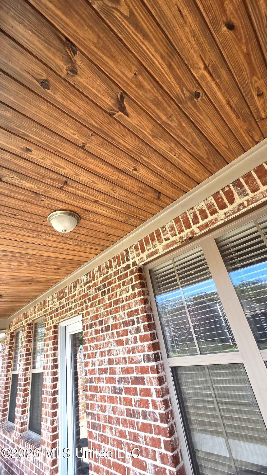 385 Austin Circle Brandon, MS 39047 - Photo 41 of 42 20260319_095347 (002)