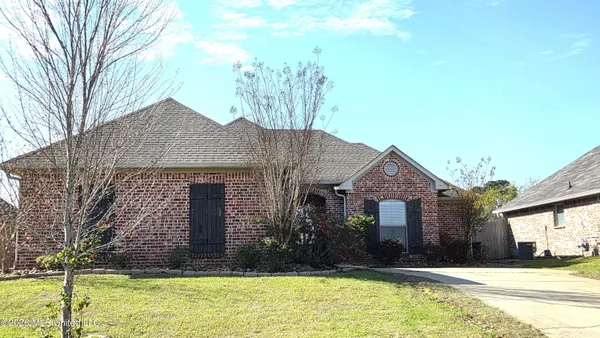 $2,200 | 385 Austin Circle, Brandon, MS 39047