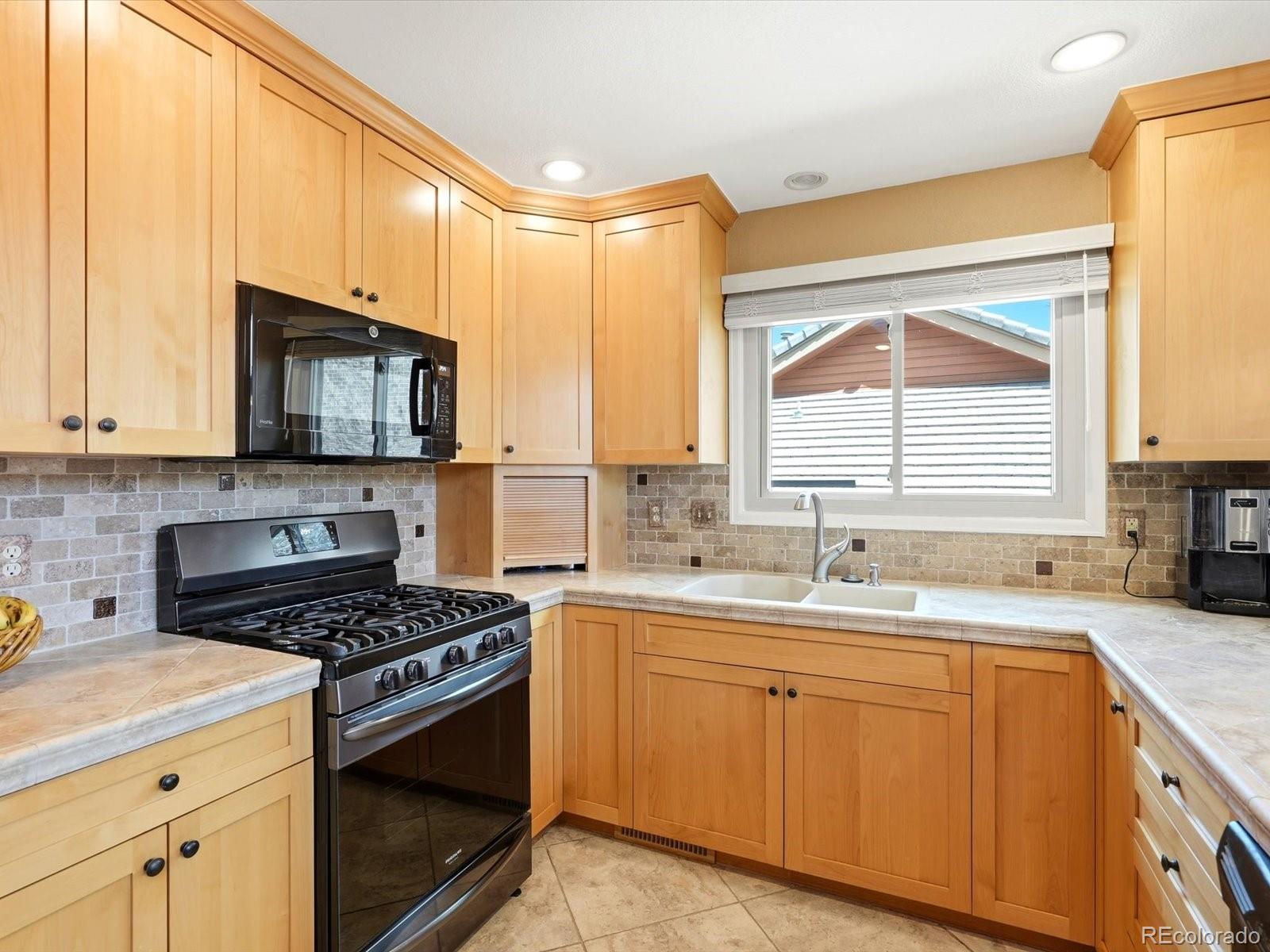 16082 Deer Ridge Drive, Unit C Morrison, CO 80465 - Photo 11 of 50