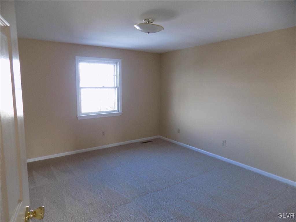 1100 Barnside Road Allentown, PA 18103 - Photo 17 of 20 3rd floor bedroom