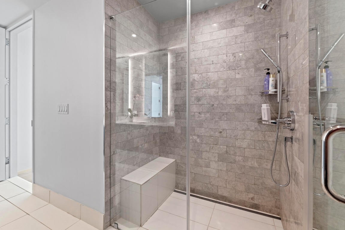 301 West Avenue, Unit 2708 Austin, TX 78701 - Photo 17 of 27