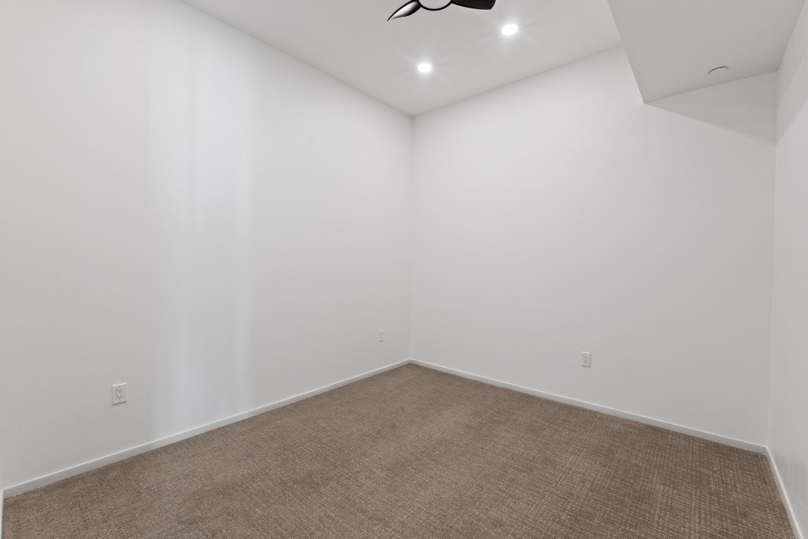 301 West Avenue, Unit 2708 Austin, TX 78701 - Photo 18 of 27 a view of an empty room