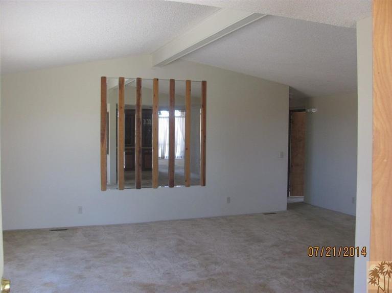 7180 Saddleback Road Joshua Tree, CA 92252 - Photo 6 of 20 a view of an empty room with closet area