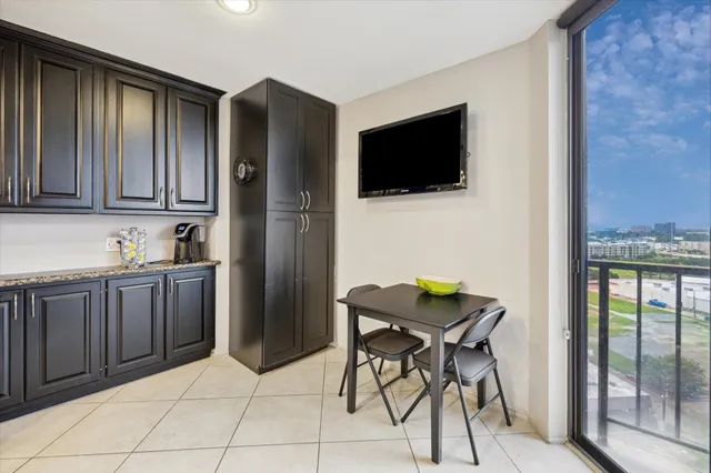 $345,000 | 3350 McCue Road, Unit 1504, Houston, TX 77056