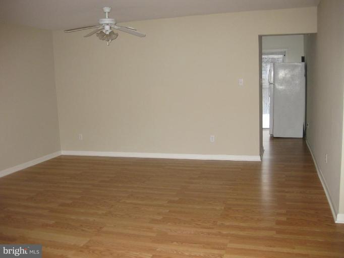4056 Spring Run Court, Unit 10F Chantilly, VA 20151 - Photo 3 of 9 Dining Room