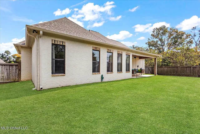 $425,000 | 101 Coventry Lane, Canton, MS 39046