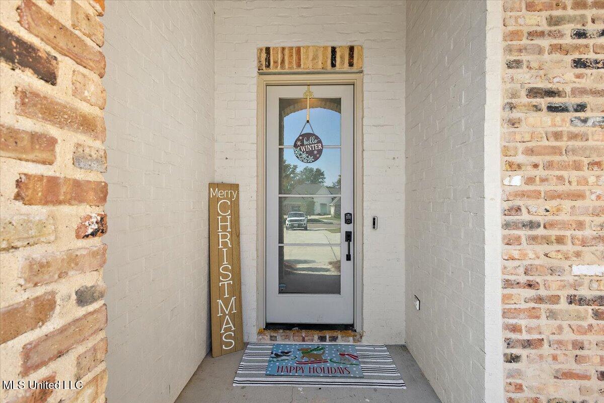 101 Coventry Lane Canton, MS 39046 - Photo 5 of 36 05-3HTP8034