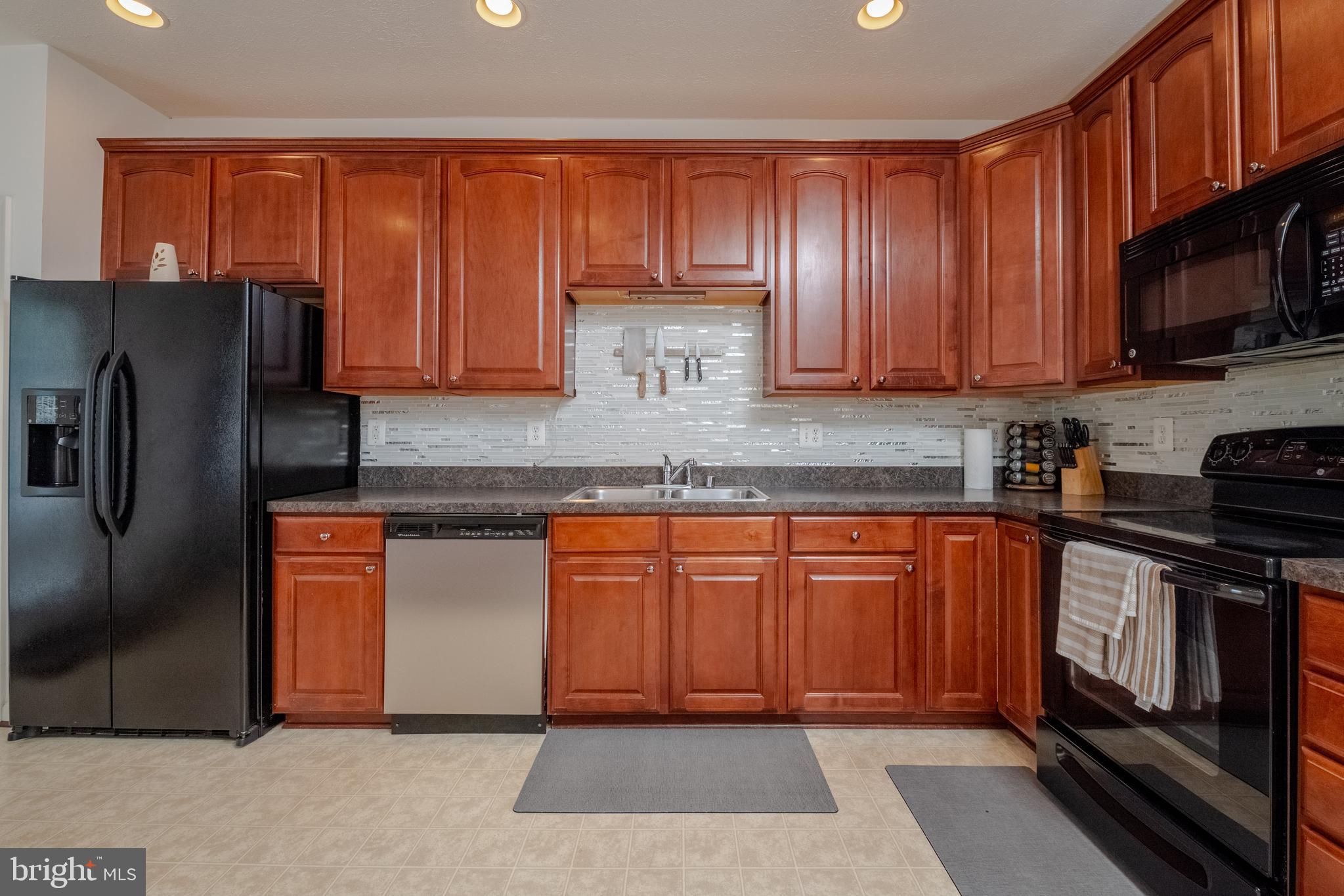 843 Lowe Road Middle River, MD 21220 - Photo 3 of 30