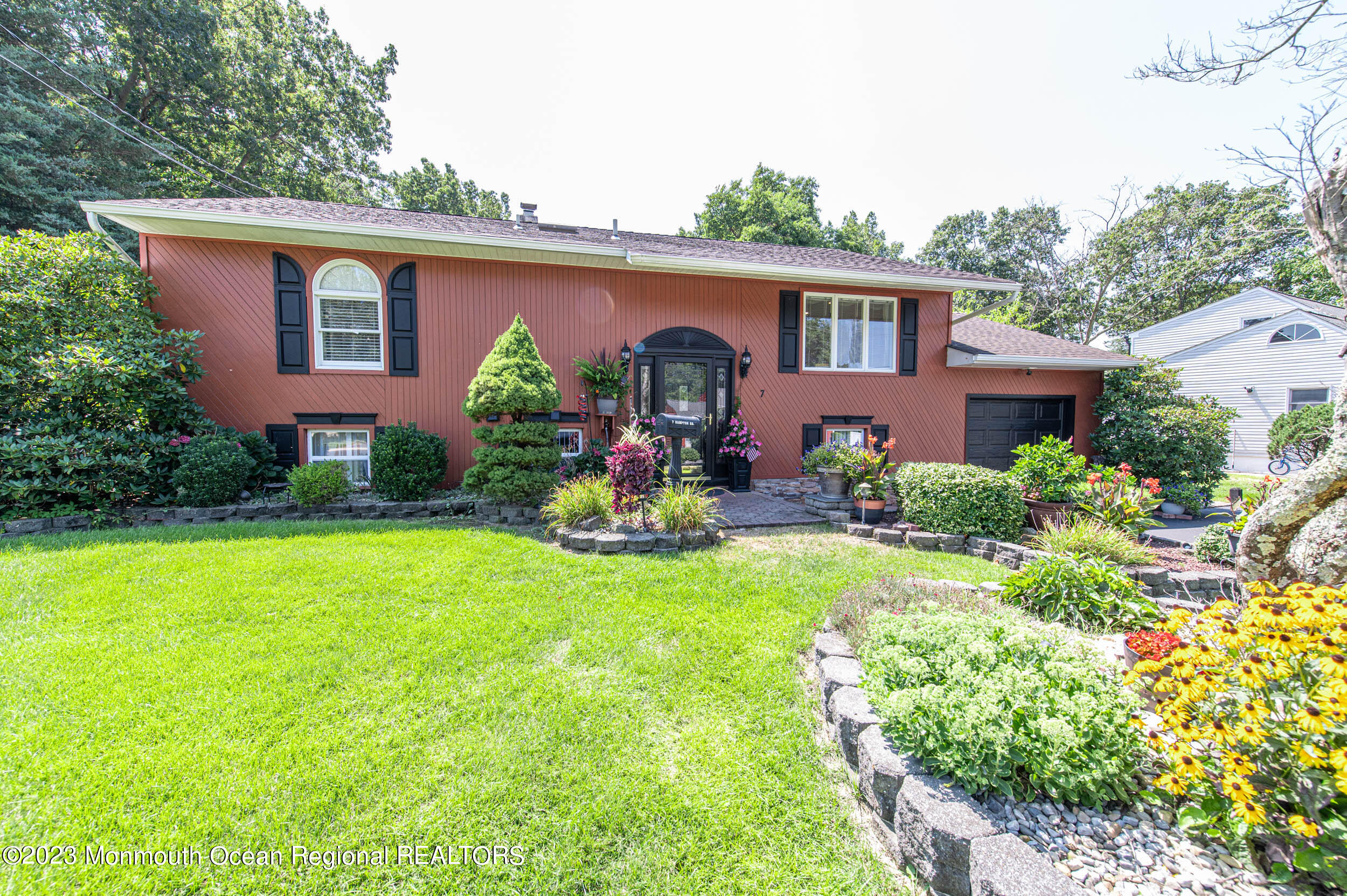 7 Hampton Road Howell, NJ 07731 - Photo 1 of 43 7 Hampton Road
