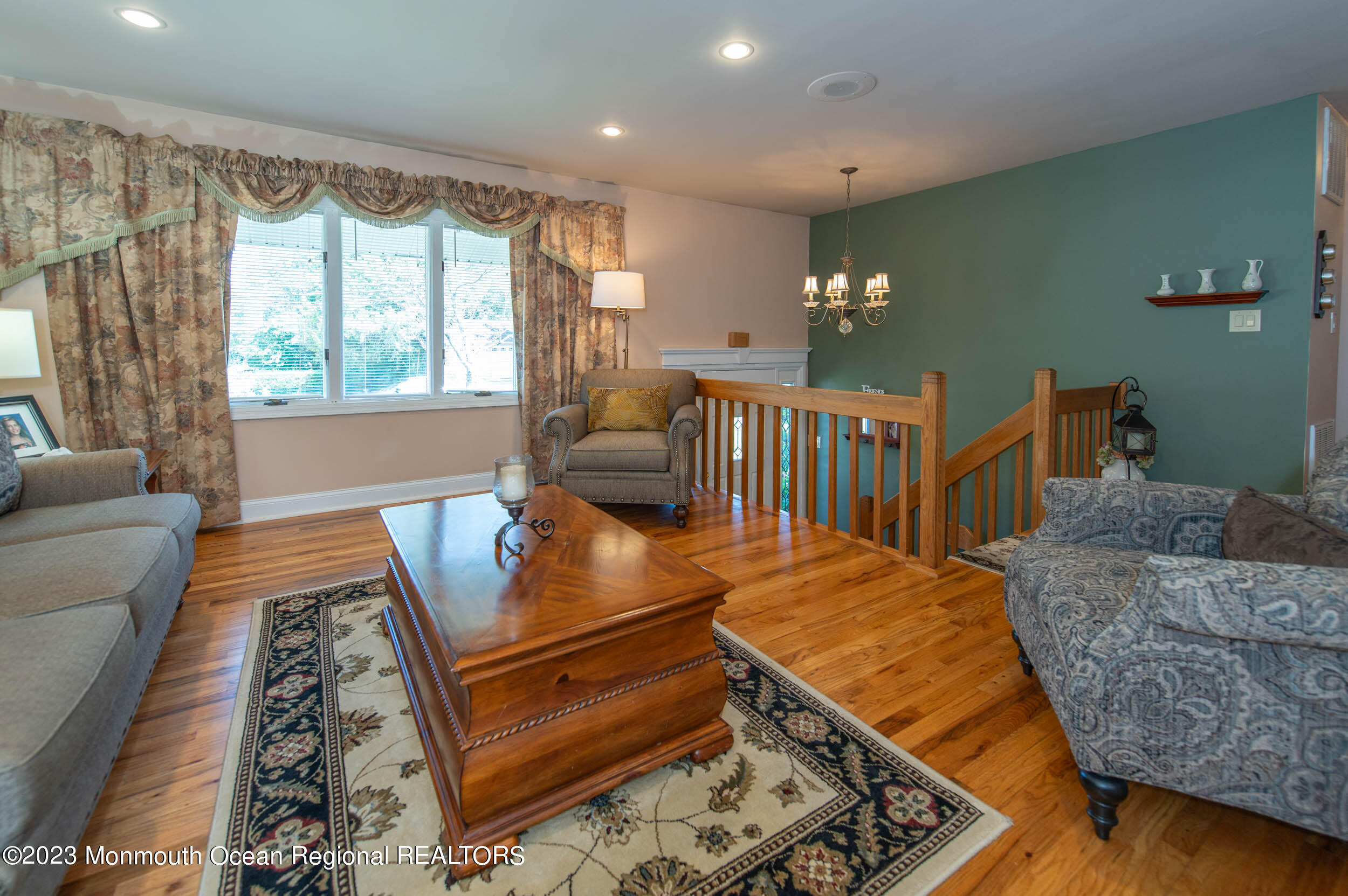 7 Hampton Road Howell, NJ 07731 - Photo 8 of 43 Living Room