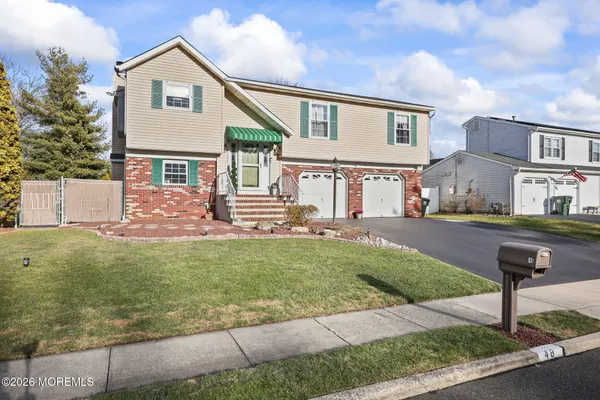 $679,900 | 48 Hedgewood Road, Howell, NJ 07731