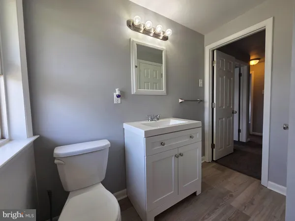 $2,950 | 811 Coppock Lane, Springfield, PA 19064