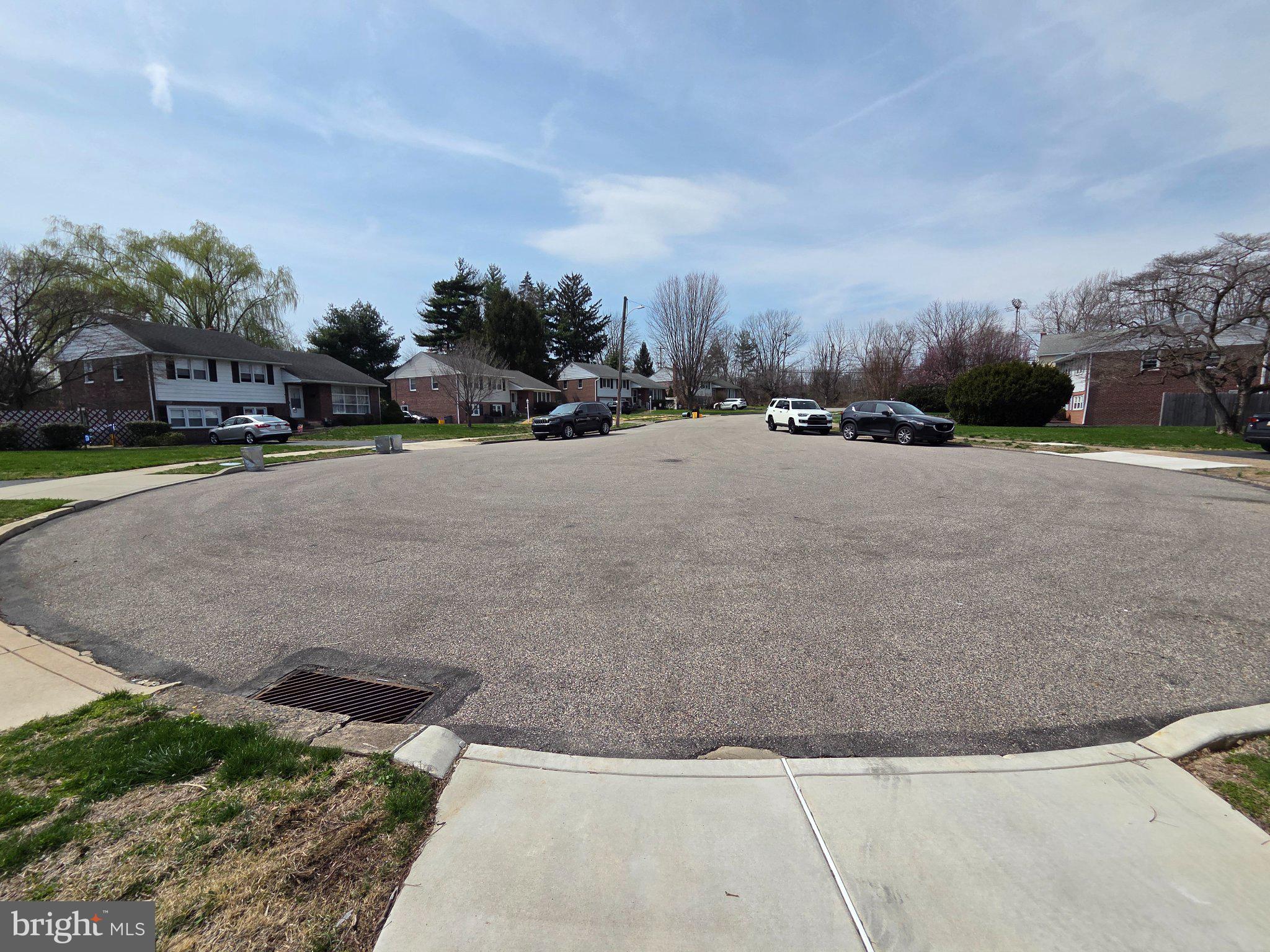 811 Coppock Lane Springfield, PA 19064 - Photo 3 of 33