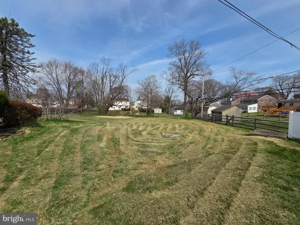 $2,950 | 811 Coppock Lane, Springfield, PA 19064