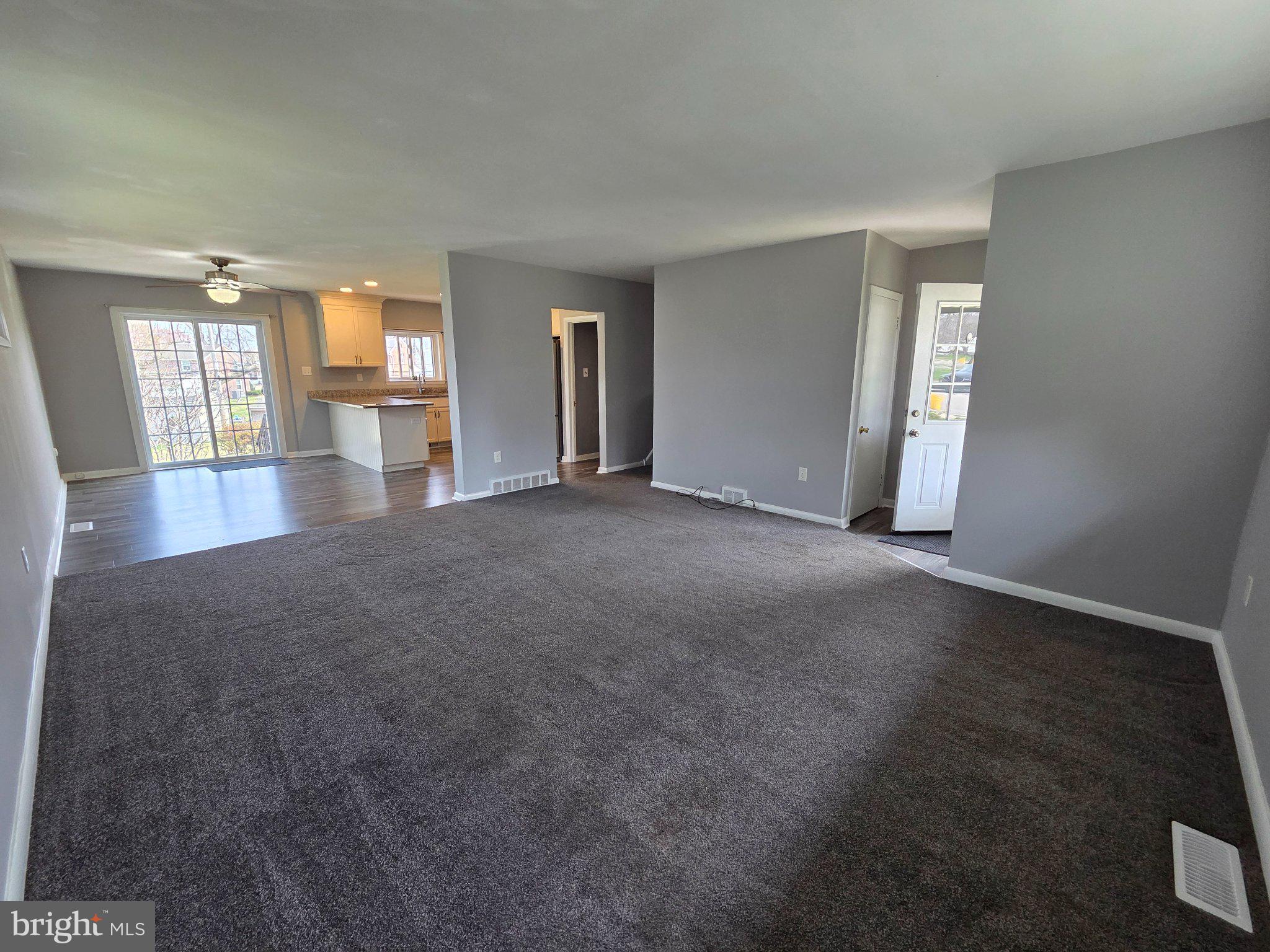 811 Coppock Lane Springfield, PA 19064 - Photo 5 of 33