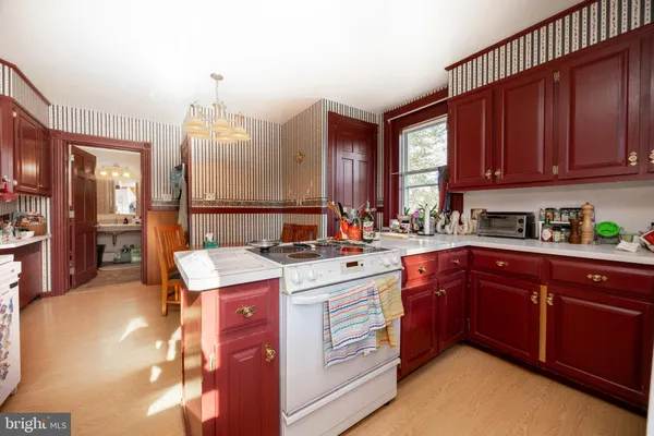 $500,000 | 270 Broad Street, Spring City, PA 19475