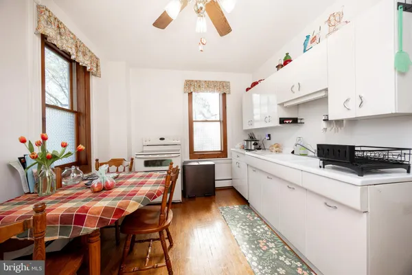 $500,000 | 270 Broad Street, Spring City, PA 19475