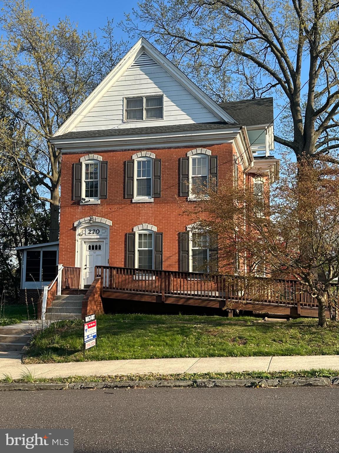 270 Broad Street Spring City, PA 19475 - Photo 2 of 4