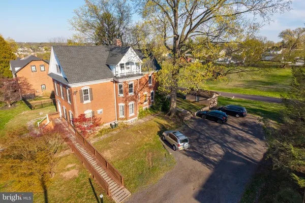 $500,000 | 270 Broad Street, Spring City, PA 19475