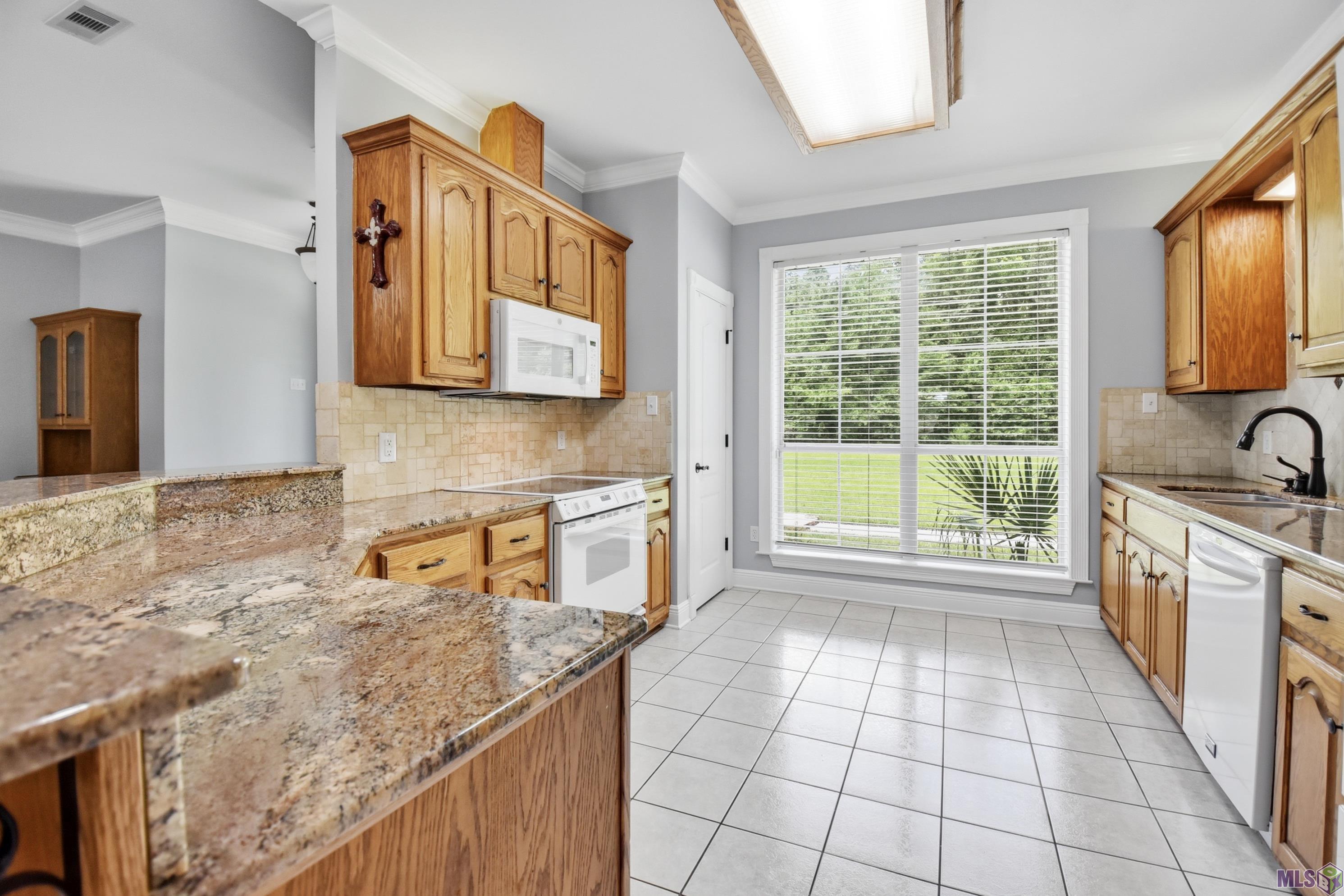 14456 Roddy Road Gonzales, LA 70737 - Photo 7 of 27