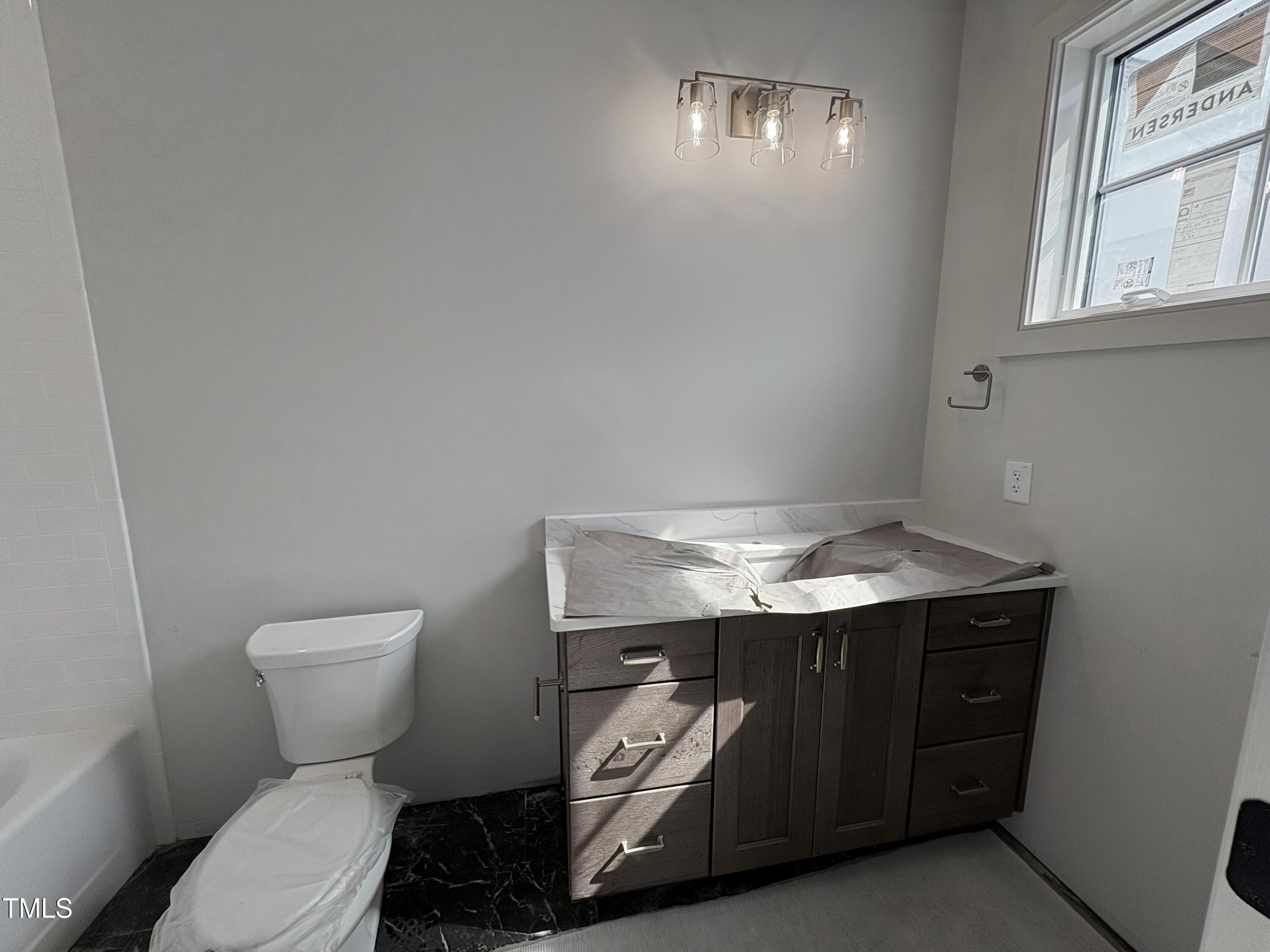 3405 Makers Circle Raleigh, NC 27612 - Photo 30 of 48 25.06.30 interior 26