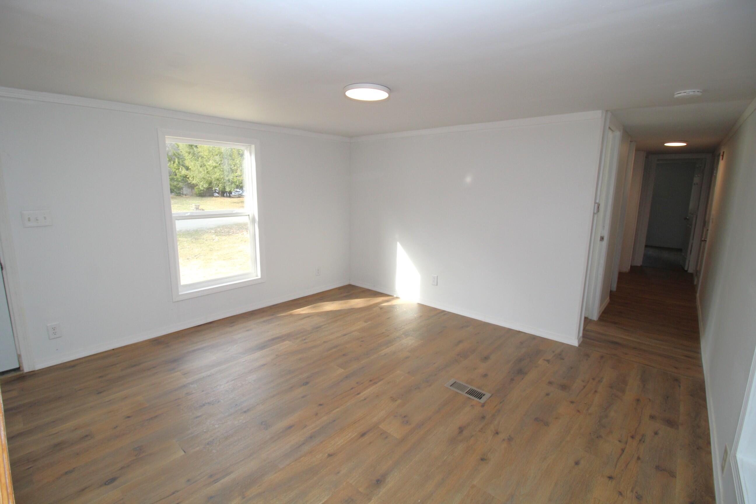 38 Fire Rd DC-1 Mount Vernon, ME 04352 - Photo 4 of 35 4. Living Room