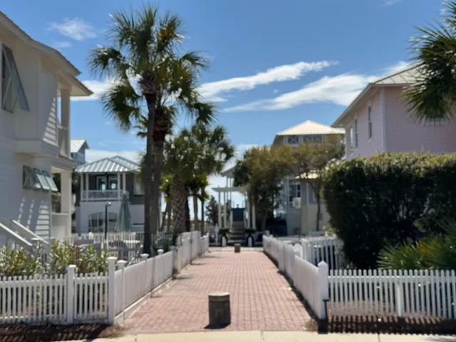 $880,000 | 501 Beachside Gardens, Panama City Beach, FL 32413