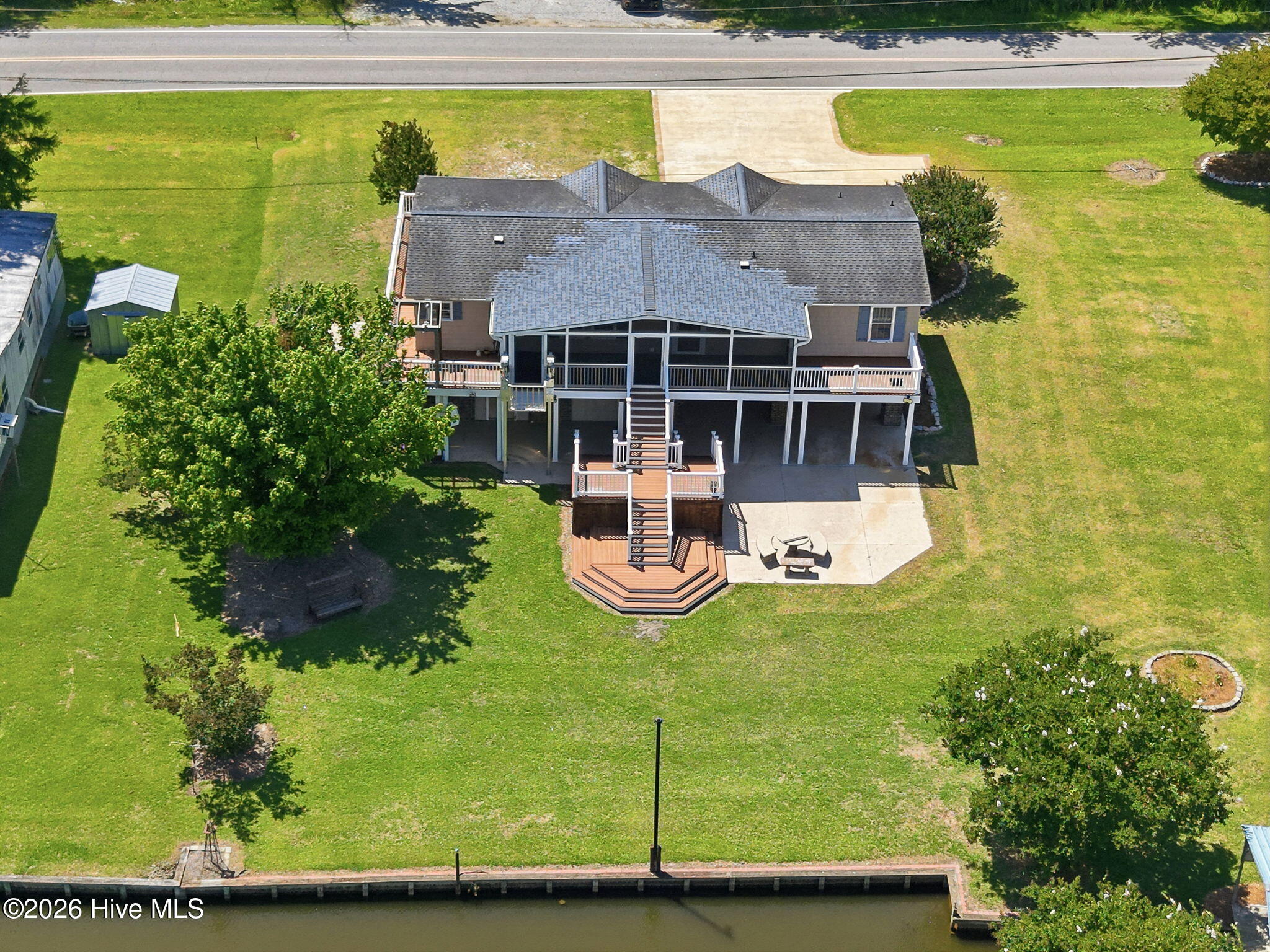 2831 Whichards Beach Road Chocowinity, NC 27817 - Photo 5 of 54