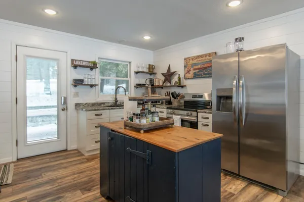 $750,000 | 36722 Birch Drive, Pine River, MN 56474