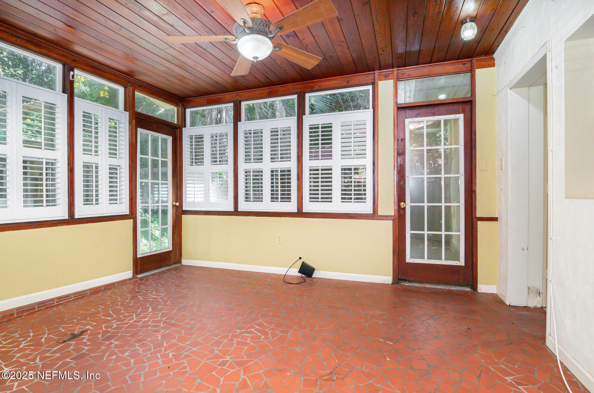 7838 State Road 21 Keystone Heights, FL 32656 - Photo 15 of 22 a view of an empty room with a window