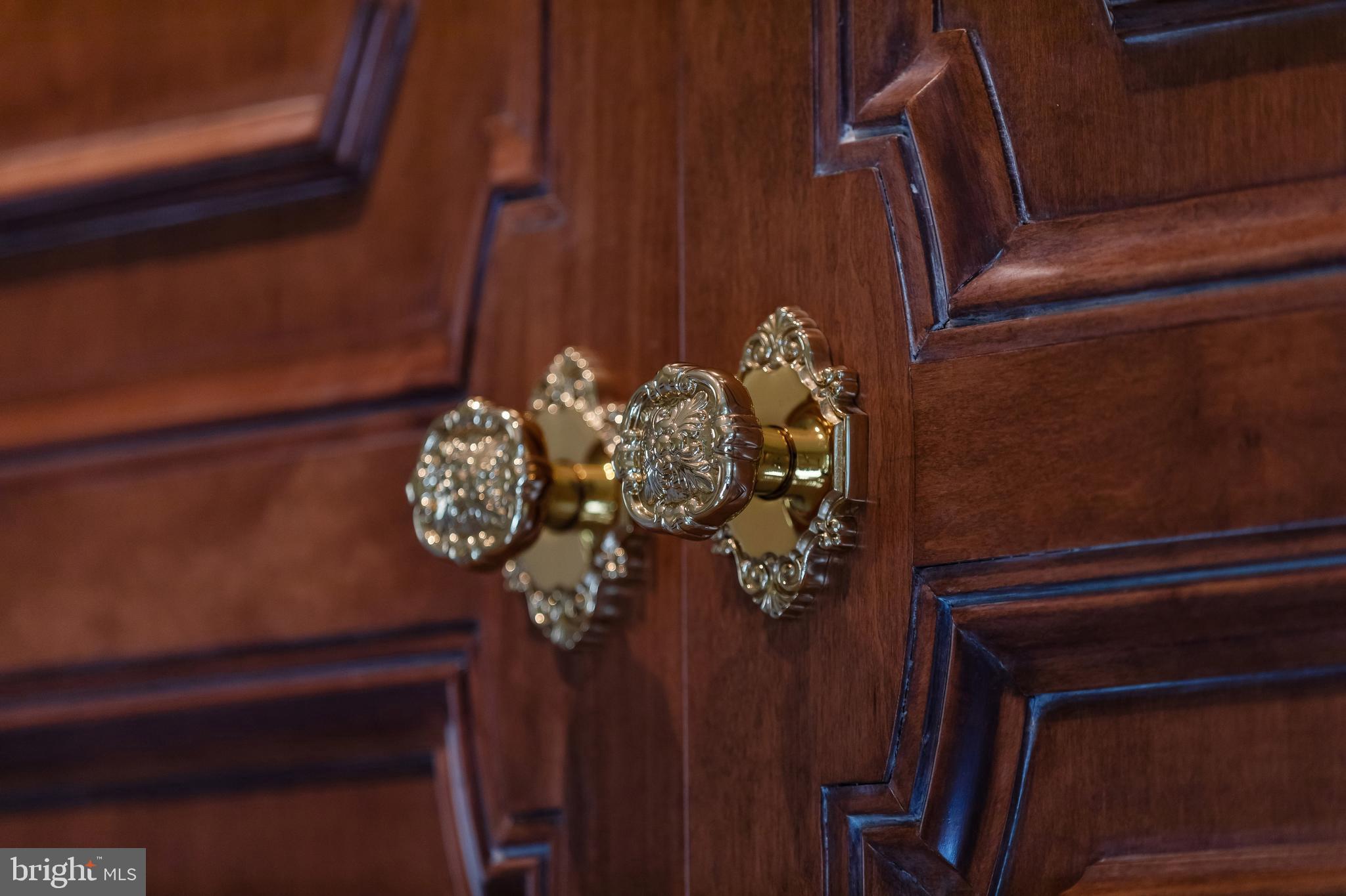 11315 John Carroll Road Owings Mills, MD 21117 - Photo 23 of 85 a vase of flowers sitting on a shelf