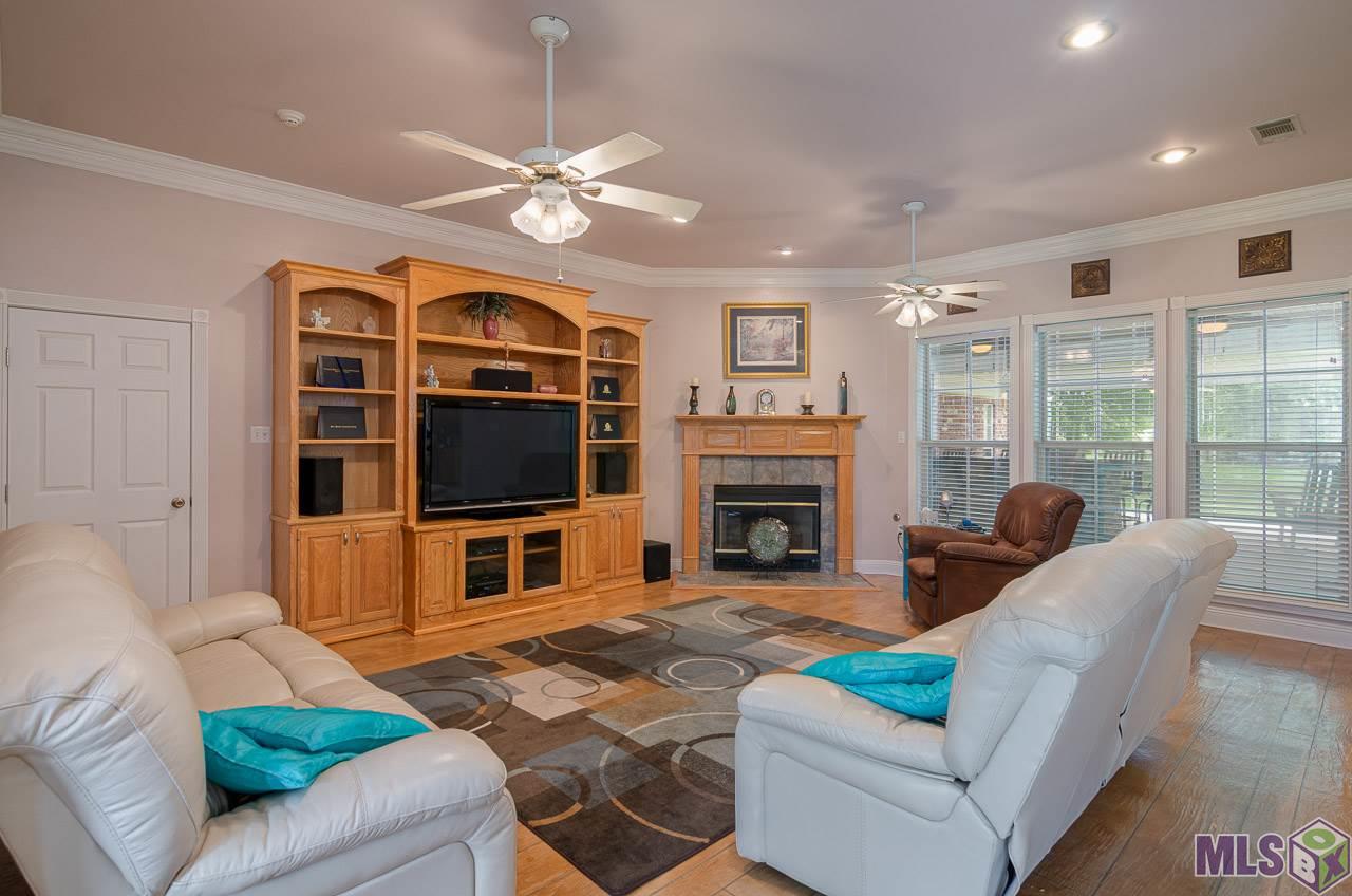 43504 Elwin Duhe Road Gonzales, LA 70737 - Photo 6 of 17 Gallery Image 6