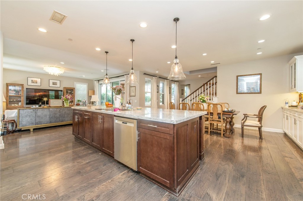 220 Barnes Road Tustin, CA 92782 - Photo 14 of 66