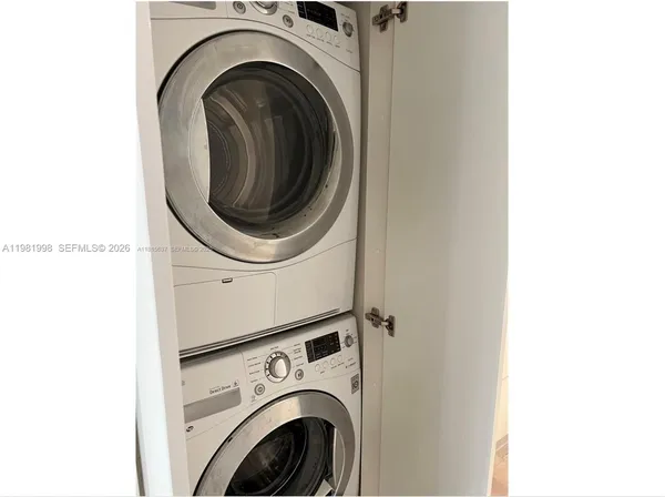 $8,500 | 177 Ocean Ln Drive, Unit 308, Key Biscayne, FL 33149