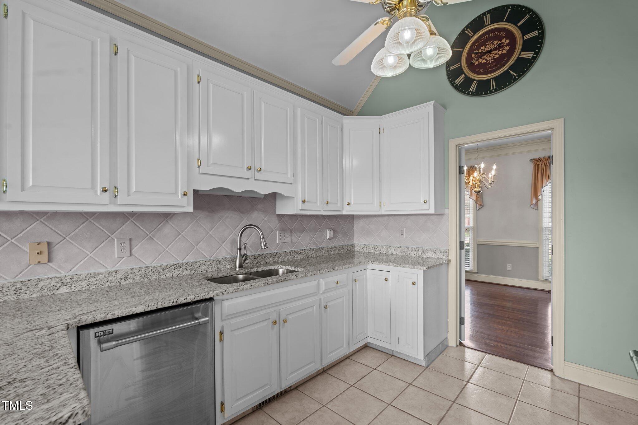 205 Parliament Place Dunn, NC 28334 - Photo 11 of 51 15-web-or-mls-DSC07965