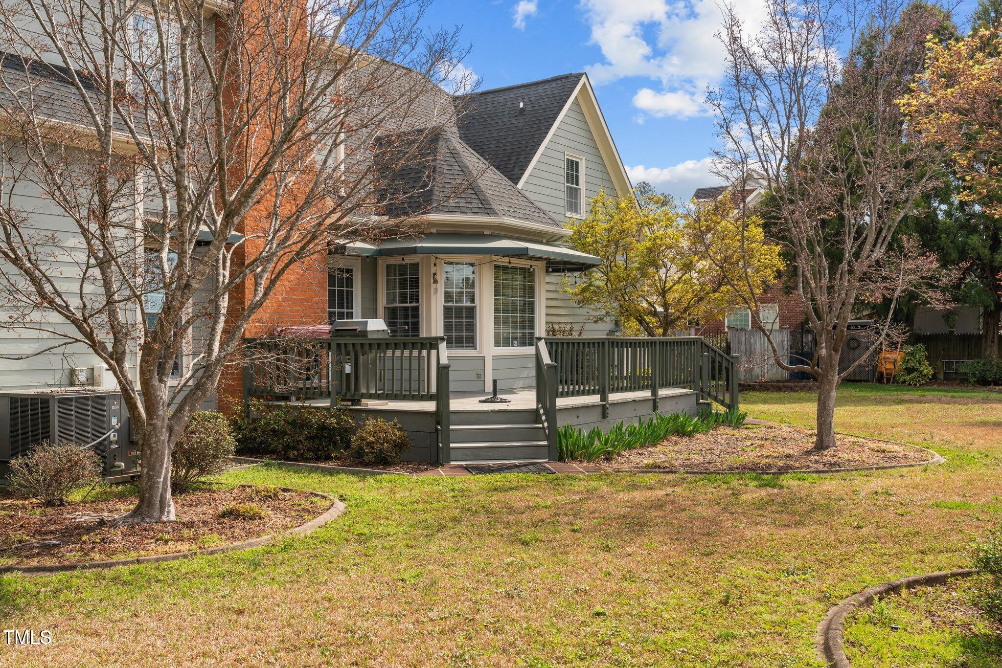 205 Parliament Place Dunn, NC 28334 - Photo 39 of 51 48-web-or-mls-DSC08085