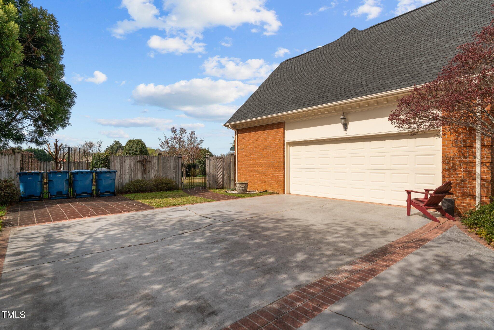 205 Parliament Place Dunn, NC 28334 - Photo 45 of 51 43-web-or-mls-DSC08080