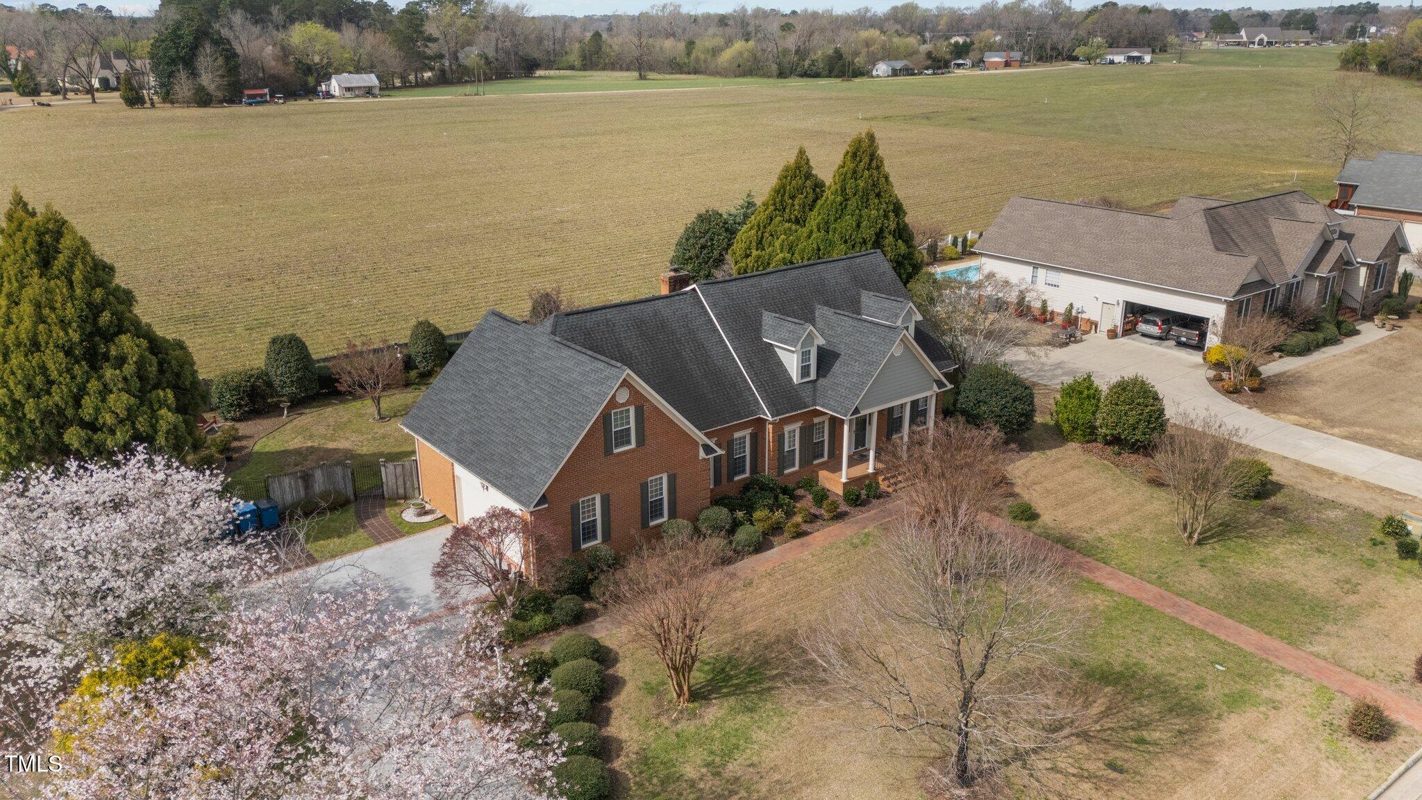 205 Parliament Place Dunn, NC 28334 - Photo 5 of 51 5-web-or-mls-DJI_20250321120233_0064_D