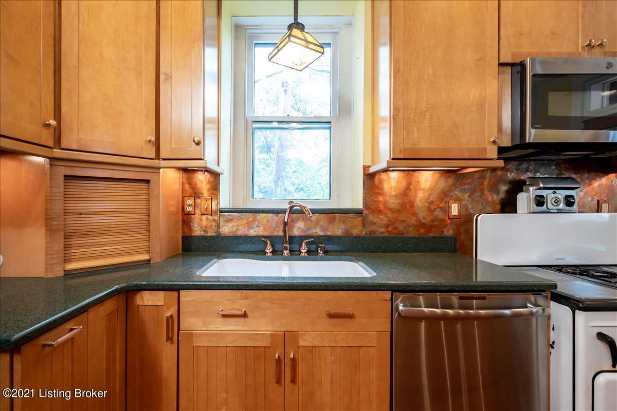 1207 Cherokee Road Louisville, KY 40204 - Photo 19 of 44 AA Cherokee Kitchen 21