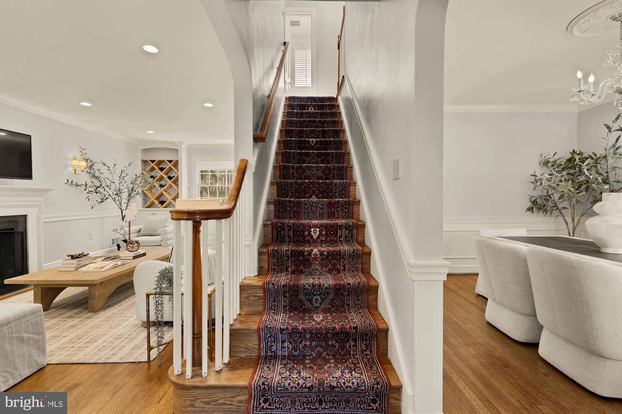 6038 Fort Hunt Road Alexandria, VA 22307 - Photo 6 of 49 a view of entryway and hall with wooden floor