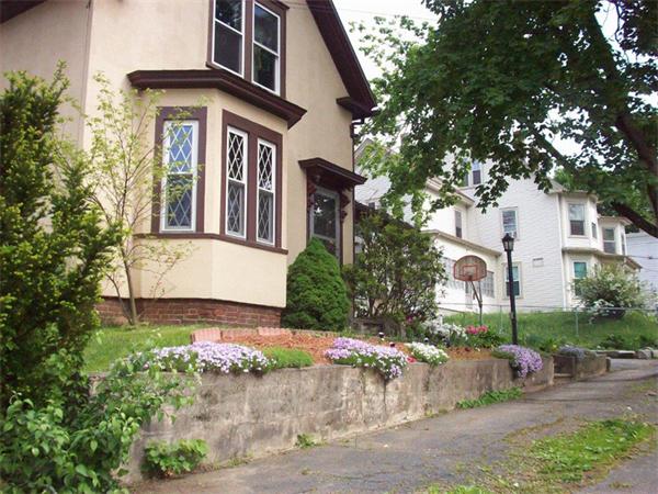 17 Forest Street Clinton, MA 01510 - Photo 3 of 28 Gallery Image 3