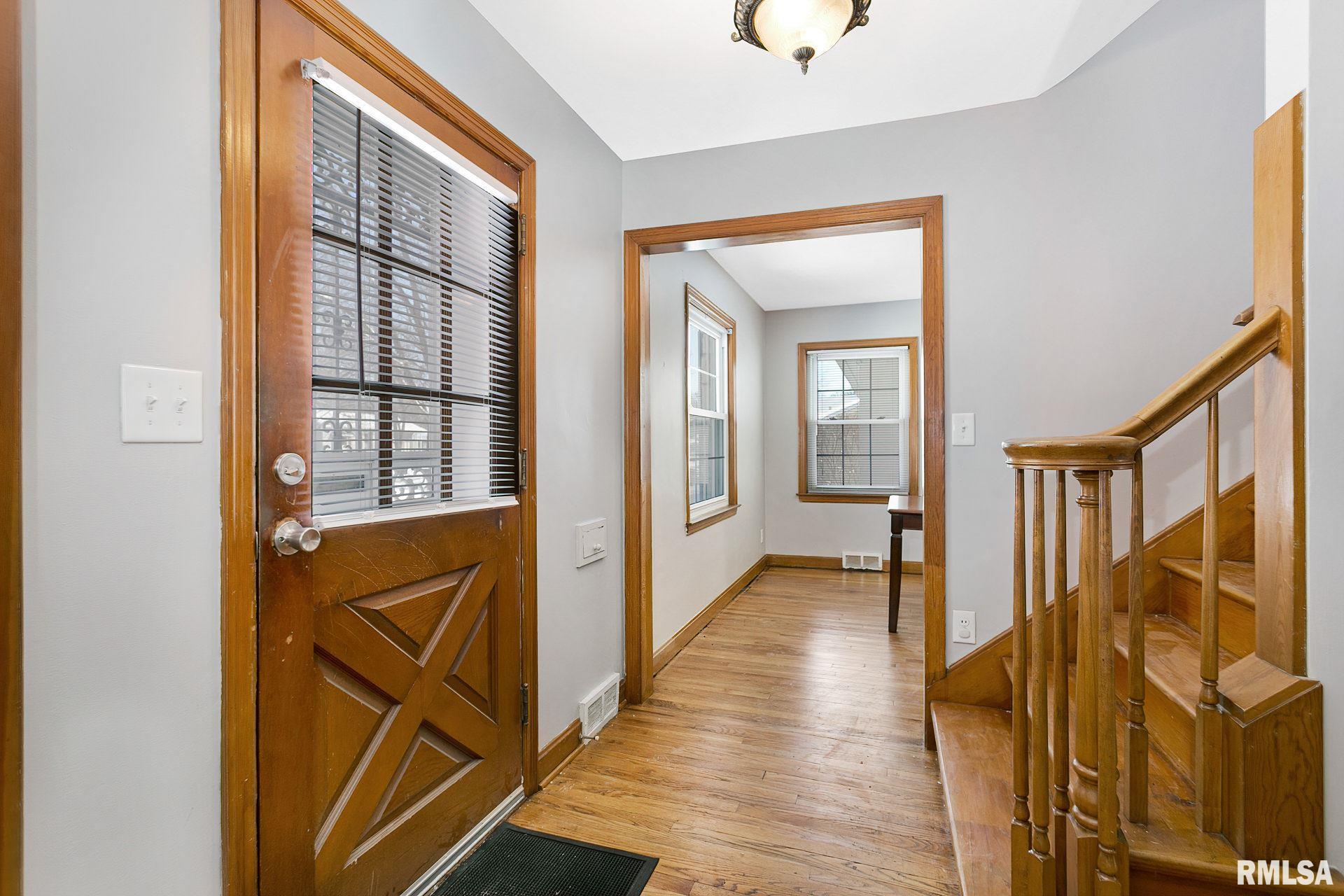 26 Woodley Road Rock Island, IL 61201 - Photo 3 of 34 Gallery Image 3