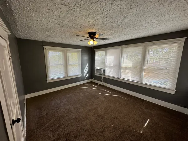 $1,690 | 6818 Stearns Street, Houston, TX 77021