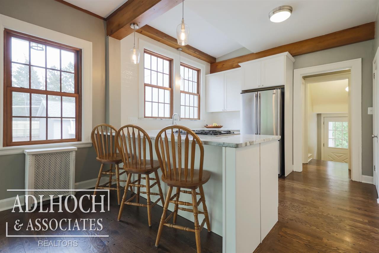 1014 Yorkshire Road Grosse Pointe Park, MI 48230 - Photo 16 of 52