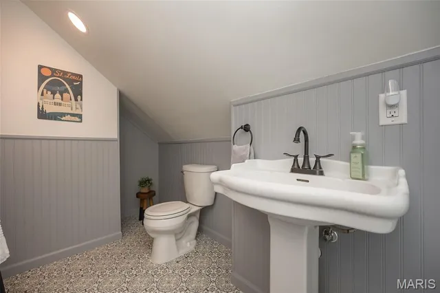 $379,900 | 3915 Prather Avenue, St. Louis, MO 63109