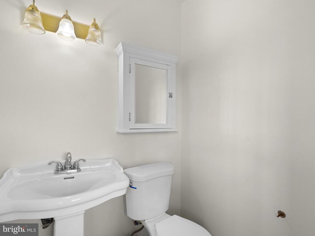 4200 Sir Walter Road Olney, MD 20832 - Photo 14 of 15 Gallery Image 14